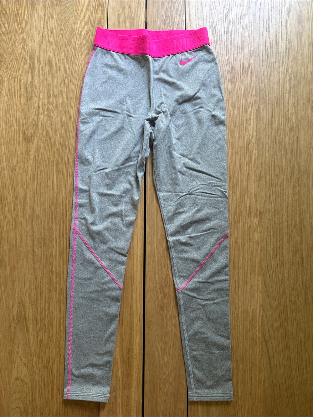 Nike Pro Dri-FIT Hyperwarm Pink Half-Zip Top & Gray Leggings Set - Picture 2 of 5